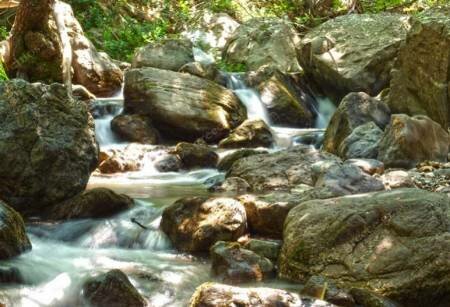 ΤΑΒΕΡΝΑ  ΓΙΑ ΟΥΖΑΚΙ